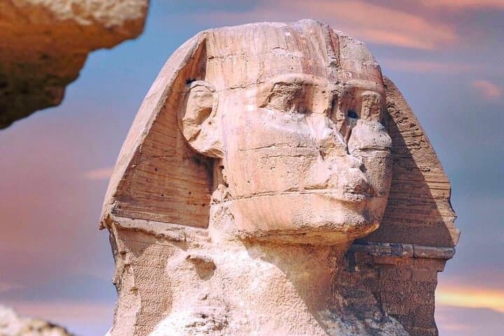 Private Tour Giza Pyramids, Sphinx, Egyptian Museum and Market