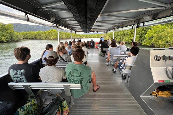 Cairns Sunset Cruise com cultura indígena e canapés