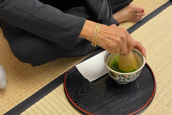大阪駅近くで茶道体験