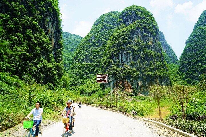 Cruzeiro privado de 1 dia no rio Li a partir de Guilin com bicicleta