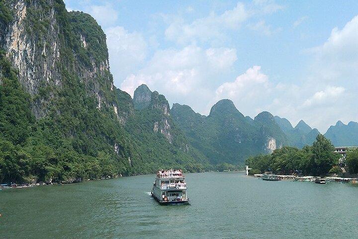 Cruzeiro privado de 1 dia no rio Li a partir de Guilin com bicicleta