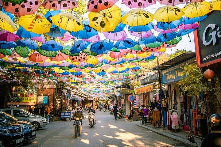 Van Phuc Silk und Duong Lam Village Private Tagesausflug von Hanoi