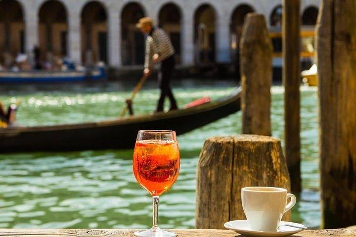 Comer, beber e repetir: passeio de degustação de vinho e comida em Veneza