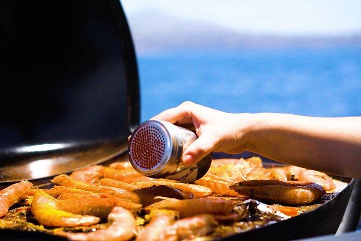 豪華少人数カタマランクルーズ（BBQ、オープンバー＆送迎付）