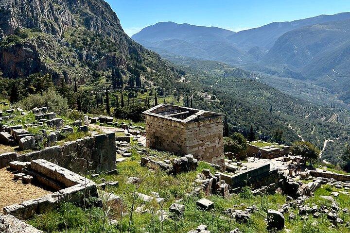 デルフィとアラコヴァの日帰りツアー : 古代ギリシャへの旅