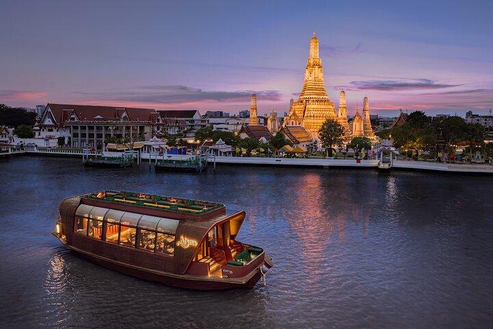 Crucero con cena de lujo por Bangkok Apsara by Banyan Tree