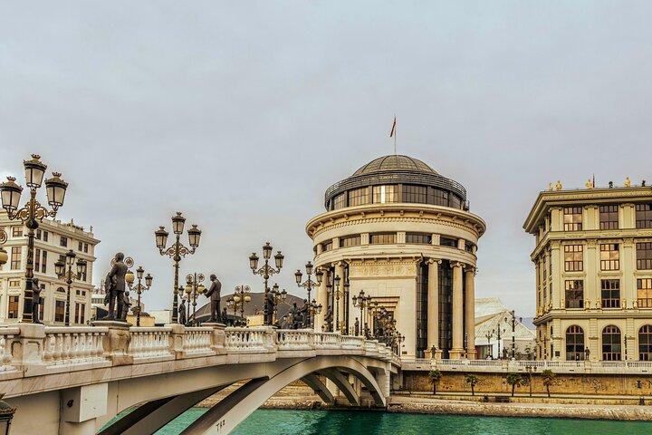 Tour privato di un giorno di Skopje sulla Macedonia del Nord da Tirana