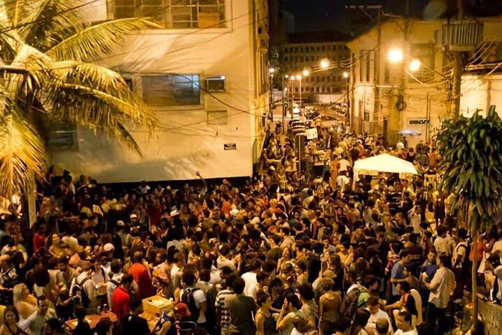 Noche de Samba en Pedra do Sal con Tiro Libre de Caipirinha