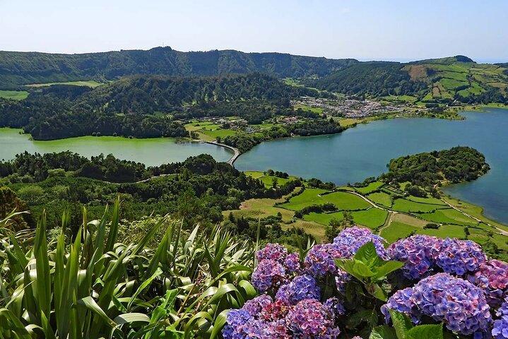 Oplev São Miguel: Heldags Fogo og Sete Cidades med frokost