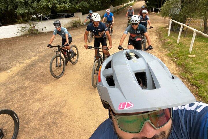 西ケープSAのボランド地区でガイド付きE-Bikeライド