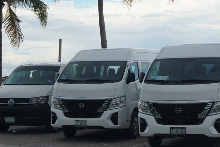 カンクン空港からチキラ・フェリーへの送迎