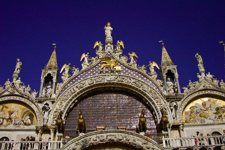 Venedig: Markuskirken, Dogepaladset, Sukkenes Bro