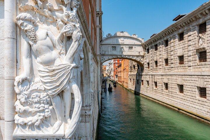 História de Veneza do Palácio Ducal e da Prisão de Casanova