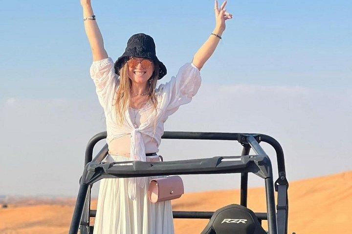 Safari VIP Red Dune con BBQ Pick/Drop Dinner Quad bike opcional