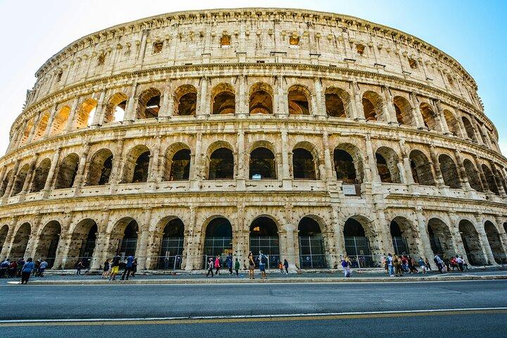 Rome Colosseum Roman Forum and Palatine Hill Guided Tour