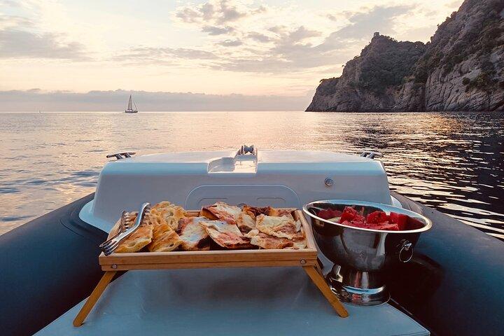 Boottocht bij zonsondergang met aperitief in Portofino