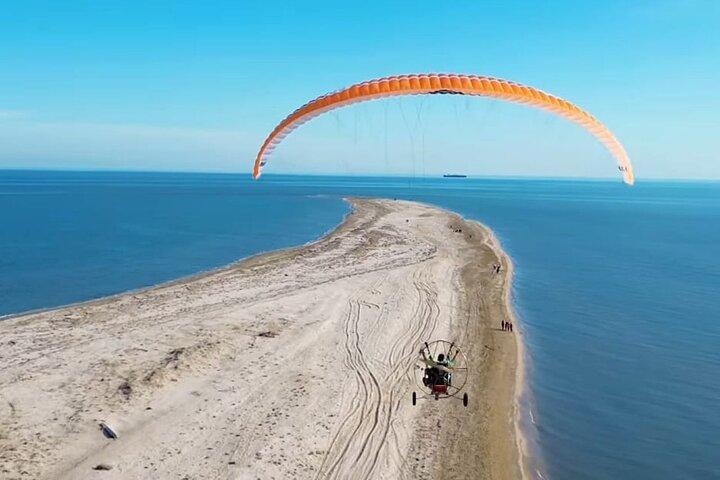 Voo Sky Ride Paratrike sobre Shah Dili