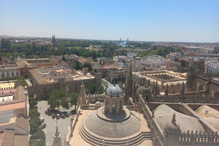 Private Transfer from Lisbon to Seville, Spain