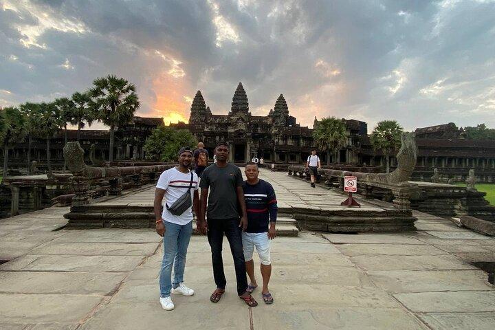 Expedição de observação do nascer do sol em Angkor Wat de Siem Reap
