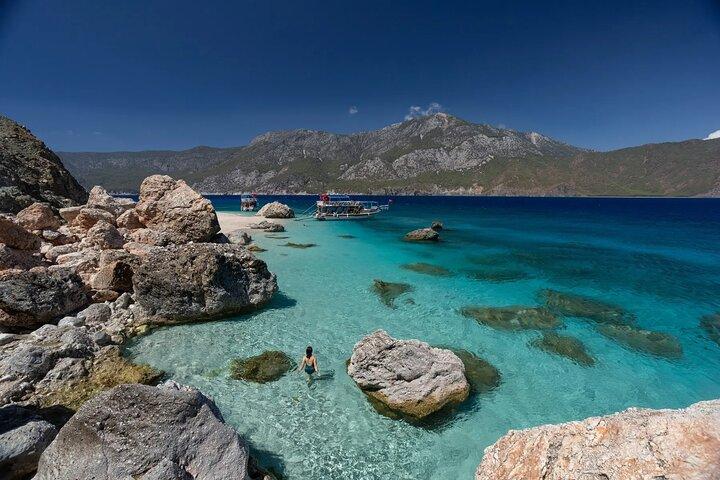 Bootsausflug nach Suluada bei Antalya (die türkischen Malediven) – inklusive Mittagessen und Transfer.