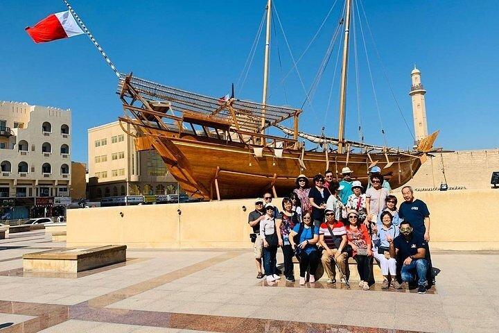 Excursion d'une journée complète à Abu Dhabi au départ de Dubaï avec visite de la mosquée