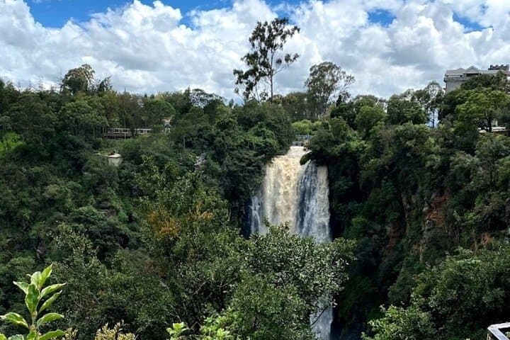 Private Day Trip to The Equator Point and Thompson Falls