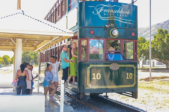 Cape Town Winelands – Franschhoek Wine Tram & Stellenbosch Tour