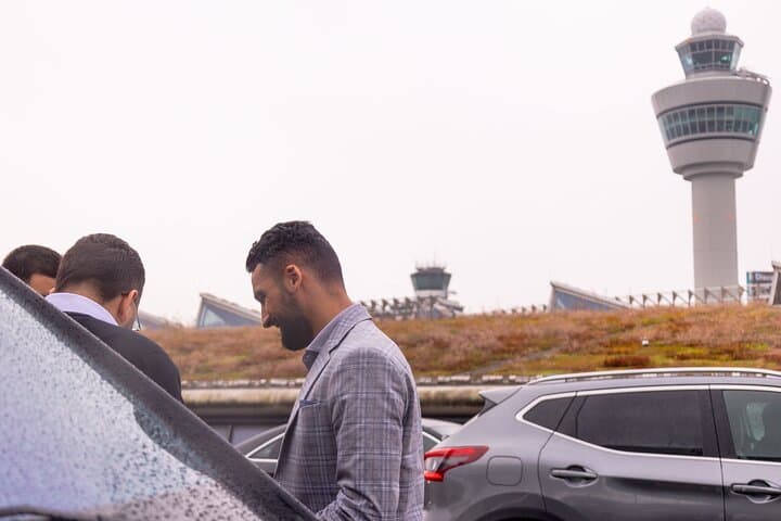 Private Airport Transfer to or from Schiphol Airport