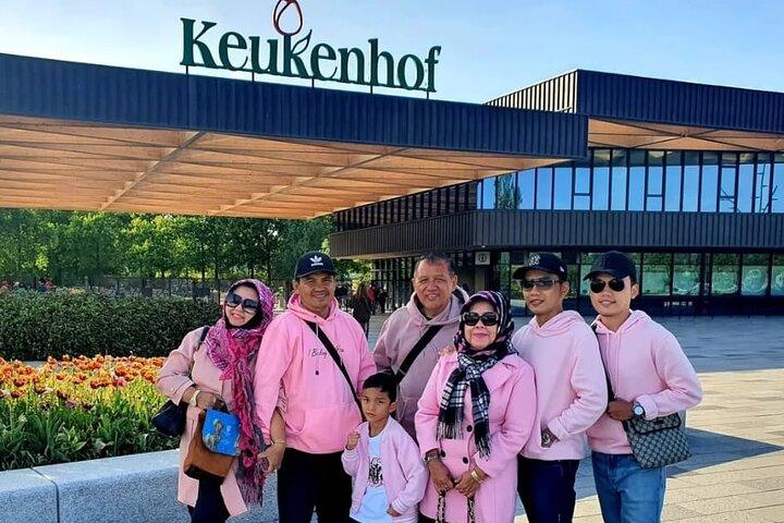 アムステルダム・キューケンホフ庭園アムステルダムからの往復送迎