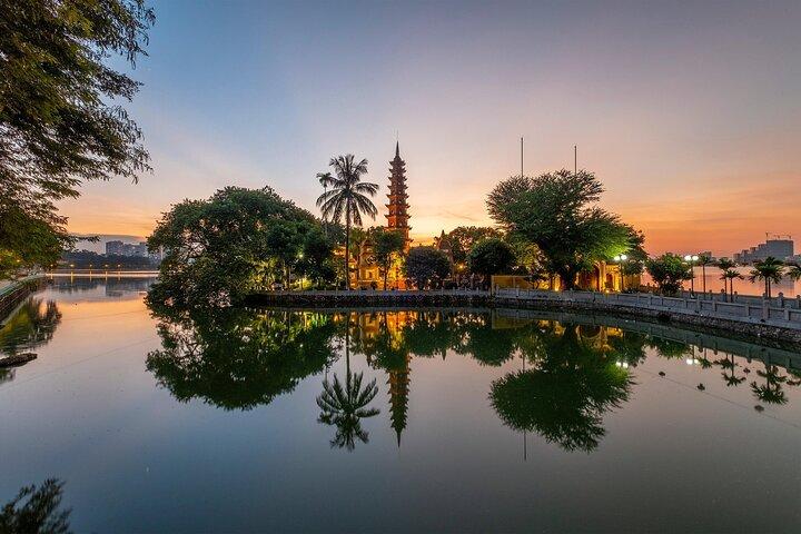 Centuries in a Stroll: Hanoi’s Old Quarter Uncovered