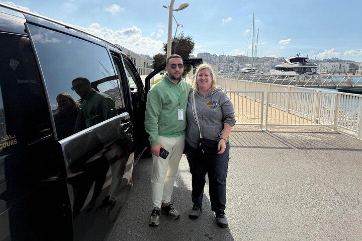 Tour privato di un'intera giornata di lusso a Tangeri da Siviglia All Inclusive