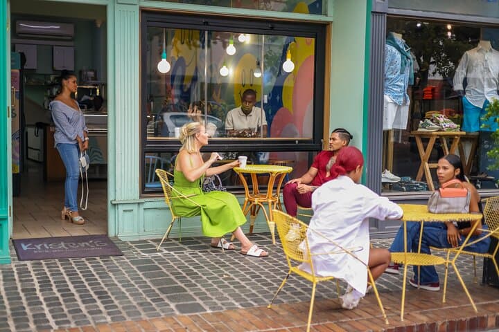 Cape Town Winelands – Franschhoek Wine Tram & Stellenbosch Tour