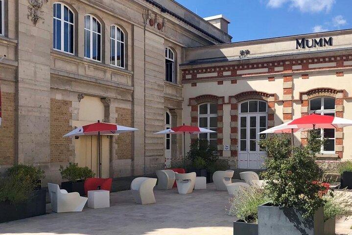 Champagne Mumm i Reims Privat Halvdagstur från Paris