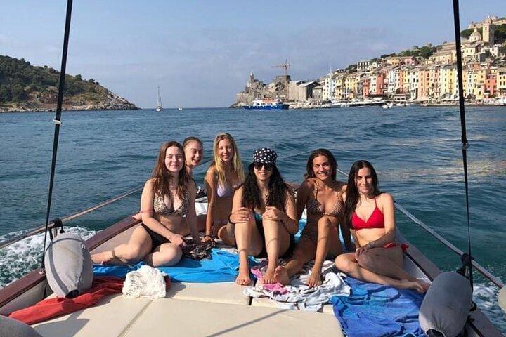 tour in barca di 6 ore e mezza alle Cinque Terre