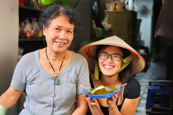 TASTE OF HANOI - ウォーキングストリートフードアドベンチャー