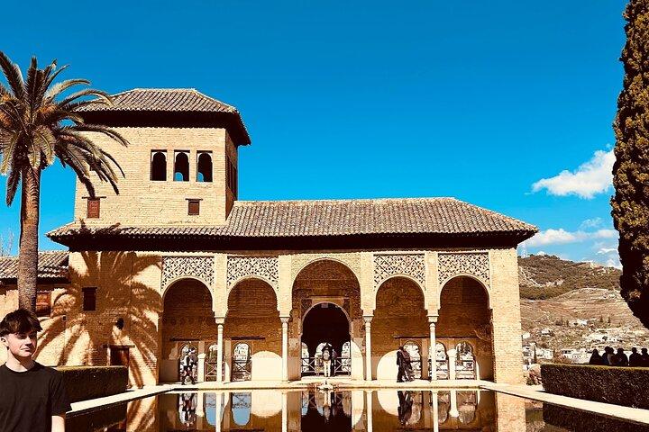 Tour con audioguia por Generalife y Alcazaba de la Alhambra