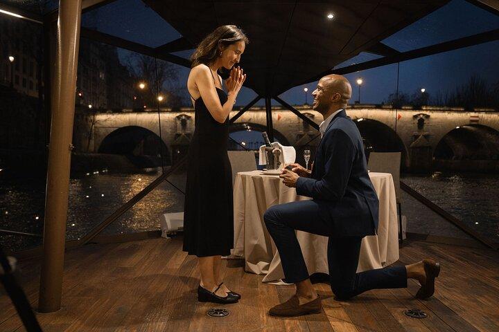 Bateaux Mouches® Special Marriage Proposal Dinner Cruise in Paris
