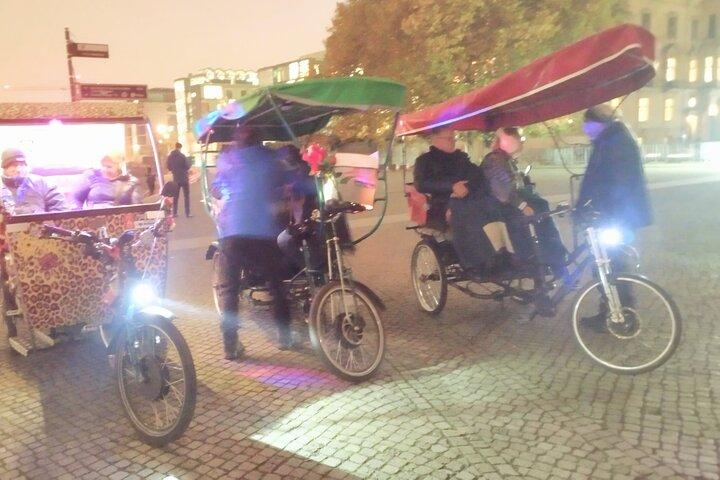 Berlin en soirée : Visite privée Rickshaw Golden Hour/City Lights