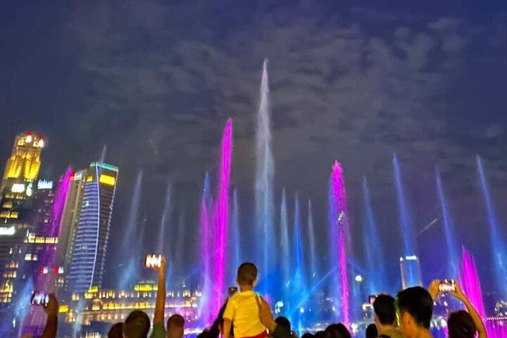 Singapore by Night : Riviercruise, lichtshows & iconische Lau Pa za
