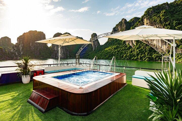 Da Hanoi- Baia di Halong 1 giorno Risparmia sui costi con l'opzione del bus limousine