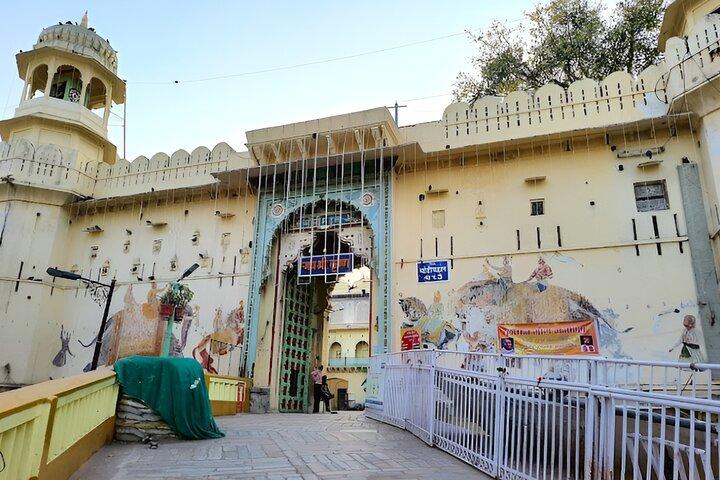Udaipur nach Nathdwara, Eklingji & Haldighati Private Tagestour