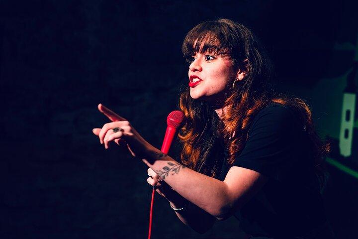 Prags berömda Stand Up Comedy Show på engelska