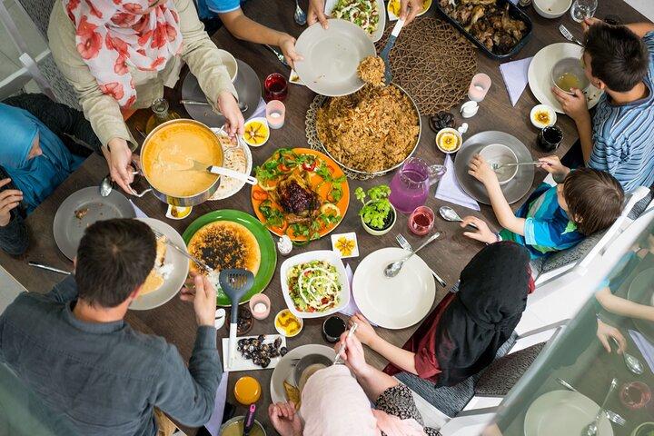 Istanbul Food and Culture Tour: Dinner at Local Family