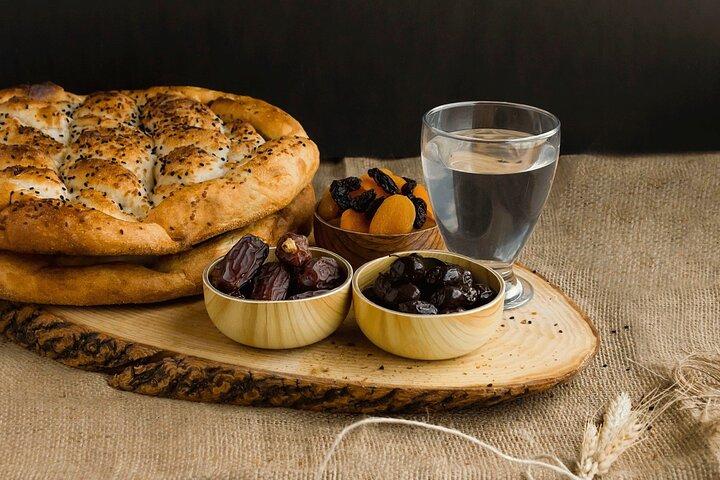 Istanbul Food and Culture Tour: Dinner at Local Family