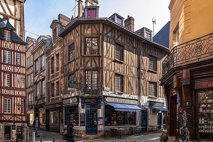モンサンミッシェルノルマンディーブルターニュ4城ガイド付き3日間旅行