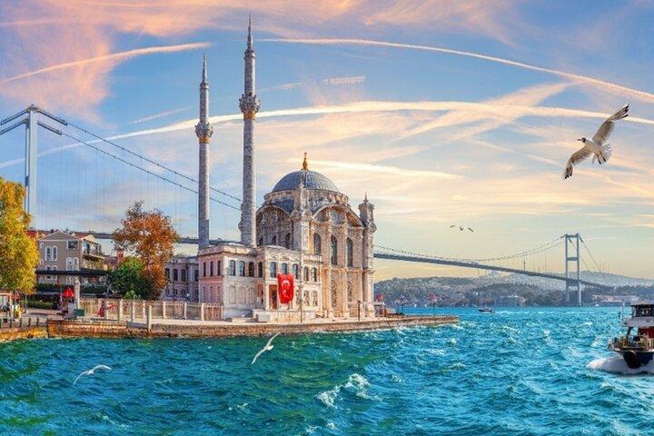 Sunset Bosphorus Yacht kryssning med snacks och Guide