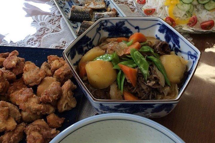 東京のママ・とし子さんと週末和食料理の実演
