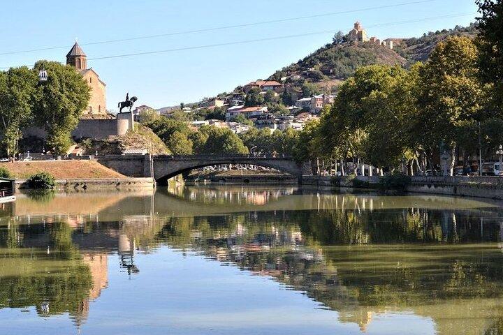 6 Day Georgia Tbilisi Guided Tour with Accommodation