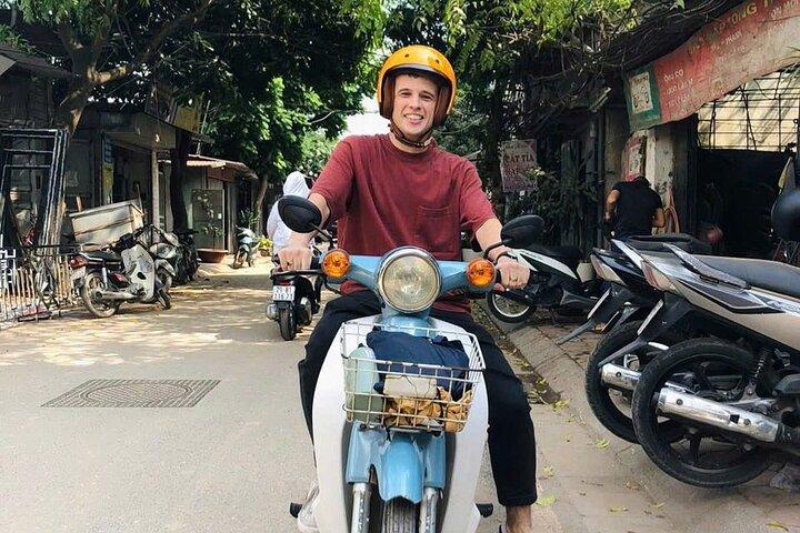 Motorradunterricht in Hanoi