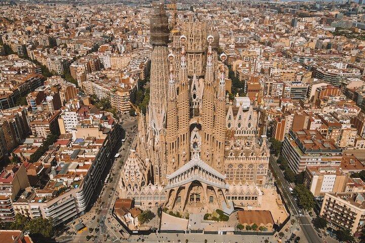 Visita guiada a la Sagrada Familia con acceso sin colas